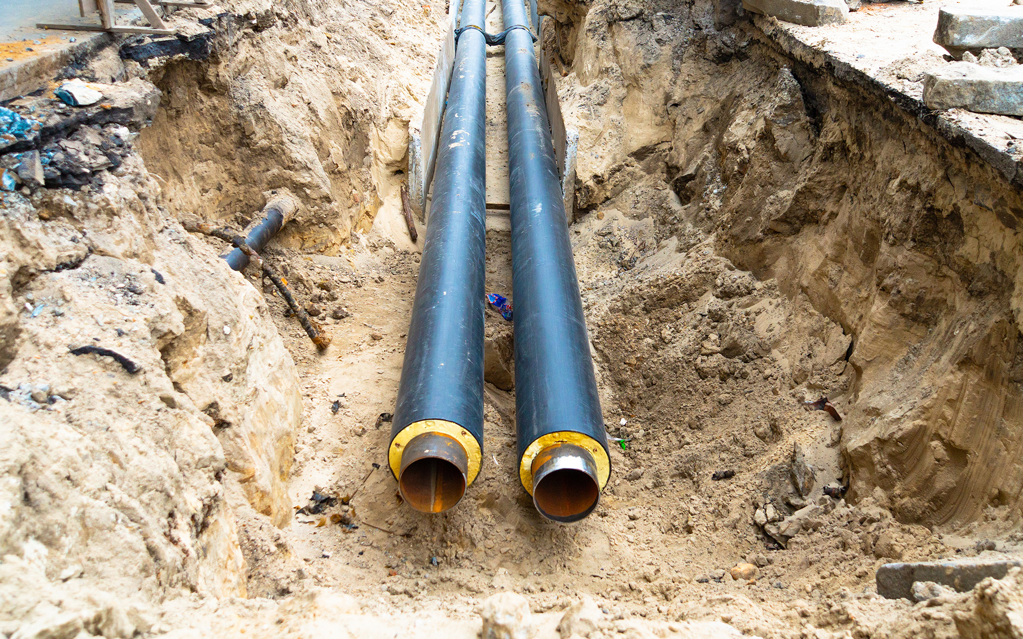 How Industrial Pipe Lining Minimizes Downtime In Busy Facilities